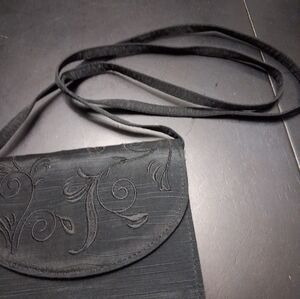 IT'S Elegant Black Shoulder Bag  6.5"×8"×3.5"